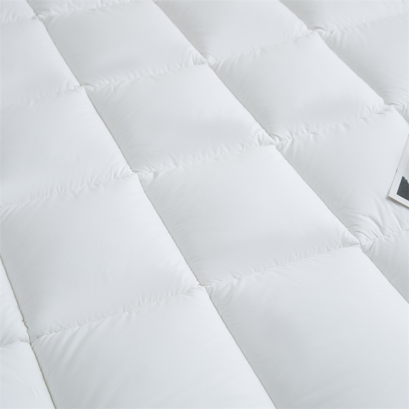 Logo Cetakan Tersuai Microfiber Pengisian 40-an Fabrik Tahan Bawah Dengan Topi Tilam Paip Logo Cetakan Tersuai Microfiber Pengisian 40-an Fabrik Tahan Bawah Dengan Topi Tilam Paip