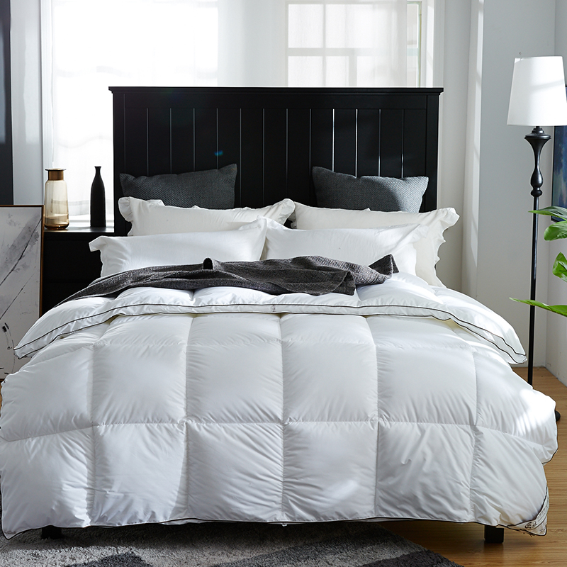 Duvet Lembut Hangat Duck Down Dengan Paip 100% Kapas