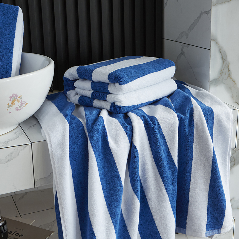 Tuala Kolam Tuala Pantai Berjalur Biru Benang Dicelup